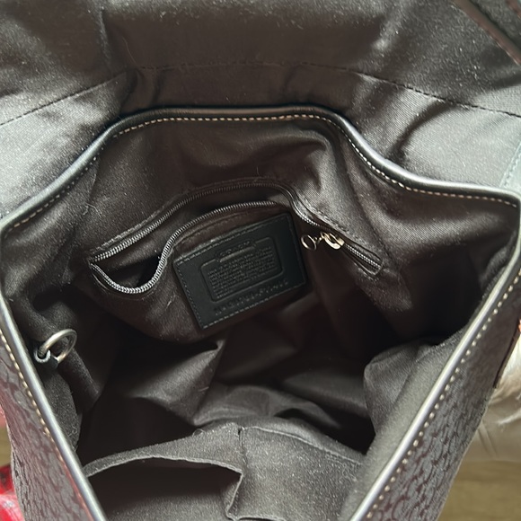 Unique coach canvas and suede purse - Picture 13 of 15